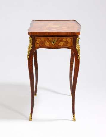 A lady's bureau with floral marquetry Louis XV - Foto 5