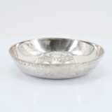 Small bowl with engraved coat of arms - фото 2