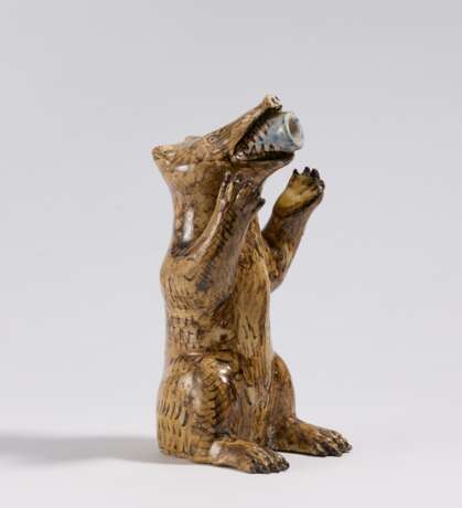 Bear figurine as joke tankard - фото 4