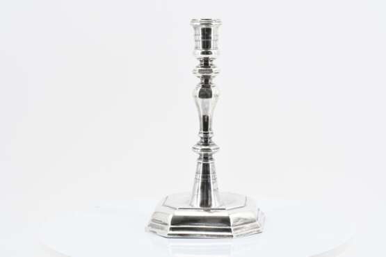 Candlestick with baluster shaft - Foto 3