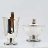 Five piece coffee and tea set with martellé surface - фото 10