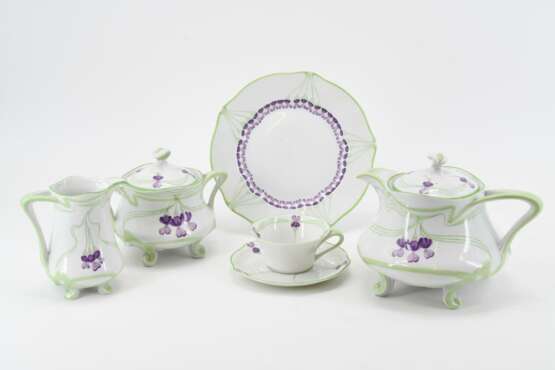 Tea and dinner service with violet decor - photo 4