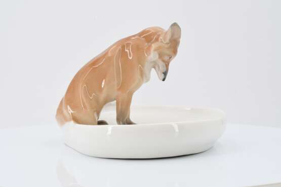 Little fox on bowl - photo 5