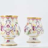 Pair of vases with floral decor - фото 5