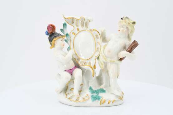 Cupids with coat of arms - Foto 2