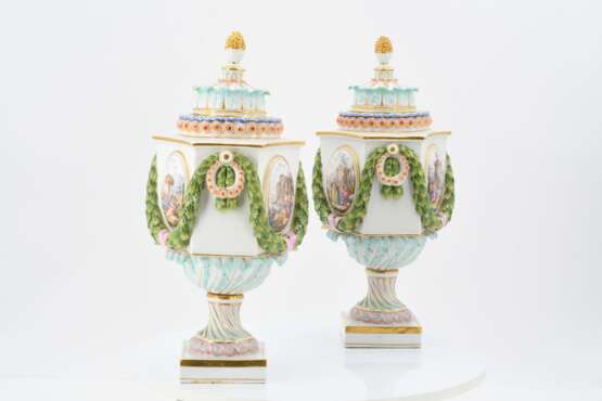 Pair of potpourri vases with harbor scenes - Foto 3