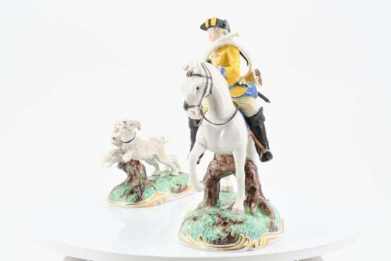 7 figurines from a centerpiece 'Frankenthal Yellow Hunt' - photo 26