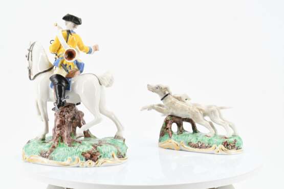 7 figurines from a centerpiece 'Frankenthal Yellow Hunt' - photo 27