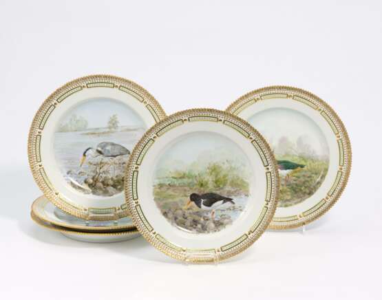 Five "Flora Danica" dinner plates with bird motifs - фото 1