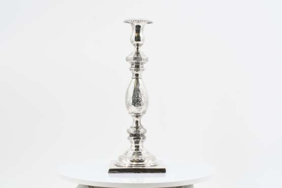 Pair of candlesticks with baluster shaft and flower decor - photo 13