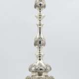 Pair of large candlesticks with baluster shaft - Foto 8
