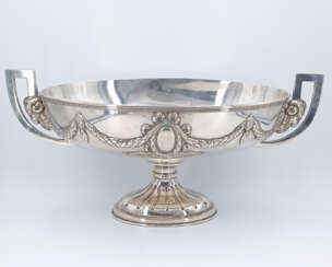 Footed bowl with ram decor