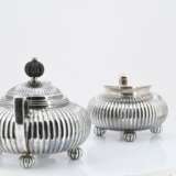 Six piece coffee and tea set with gadroon decor - Foto 9