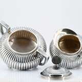 Six piece coffee and tea set with gadroon decor - Foto 10