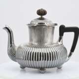 Six piece coffee and tea set with gadroon decor - Foto 12