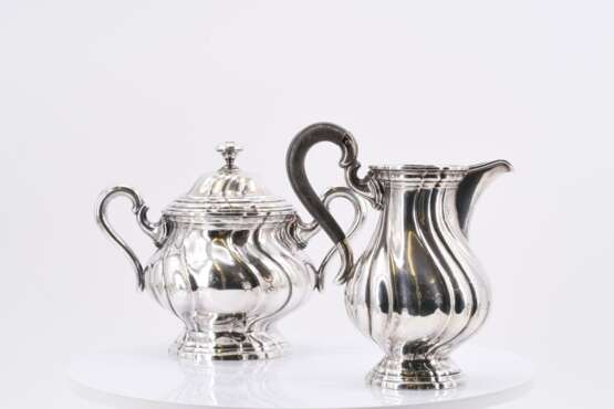 Four piece coffee and tea set with twisted contours and tray - photo 6