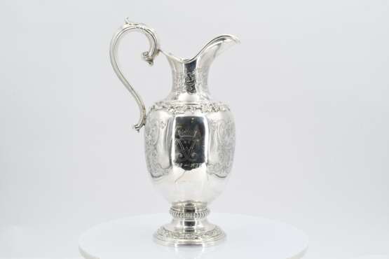 Pitcher made on the occasion of the Silver Wedding of Elizabeth II of England - photo 3