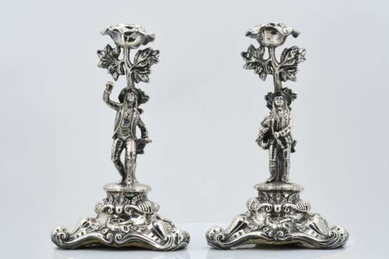 Pair of historism candlesticks with musicians - photo 1