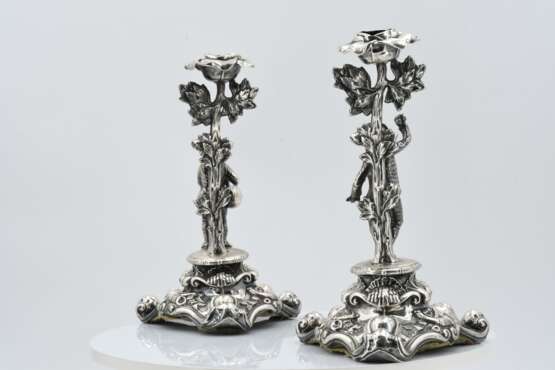 Pair of historism candlesticks with musicians - фото 3