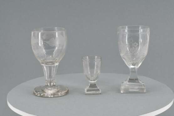 Goblet with monogram and schnapps glass with blue rim - photo 15