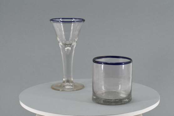 Two glasses with blue rim - photo 3