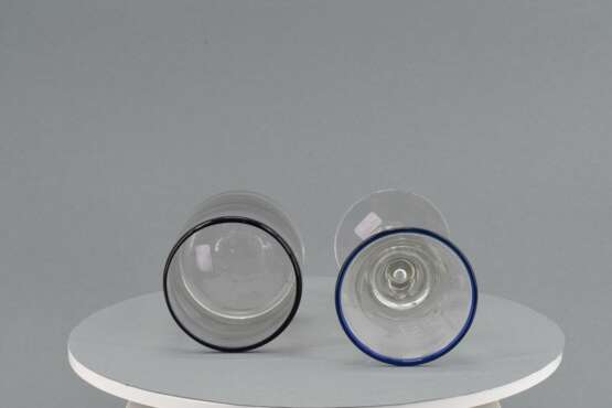 Two glasses with blue rim - фото 5