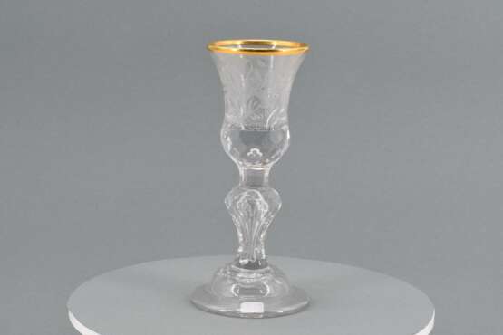 Goblet with flower decor - photo 4
