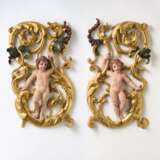 Pair of wall decorations with putti and golden vines - Foto 1