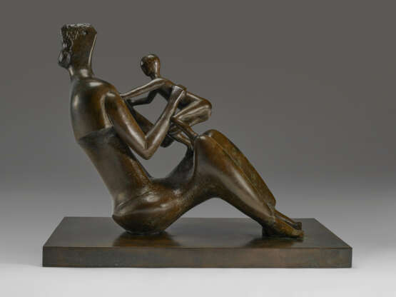 HENRY MOORE (1898-1986) - photo 5