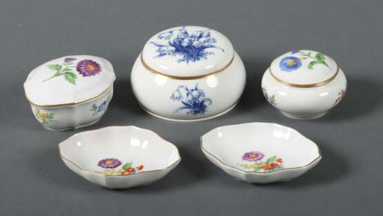 5 Teile Meissen mit floralem Dekor nach 1934 - photo 1