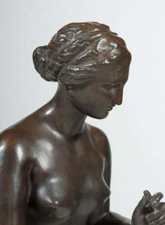 Bildhauer des 19./20. Jh. ''Venus beim Bade'' - photo 3