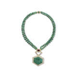 NO RESERVE | CARVED EMERALD, RUBY AND DIAMOND NECKLACE - фото 1