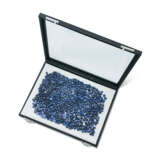 NO RESERVE | GROUP OF UNMOUNTED SAPPHIRES AND STAR SAPPHIRES; SAPPHIRE BEAD STRANDS - photo 2