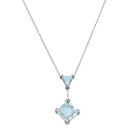 SUITE OF AQUAMARINE AND DIAMOND JEWELLERY - photo 7