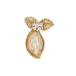 RETRO DIAMOND AND GOLD FLOWER CLIP-BROOCH MOUNTED BY CARTIER 
