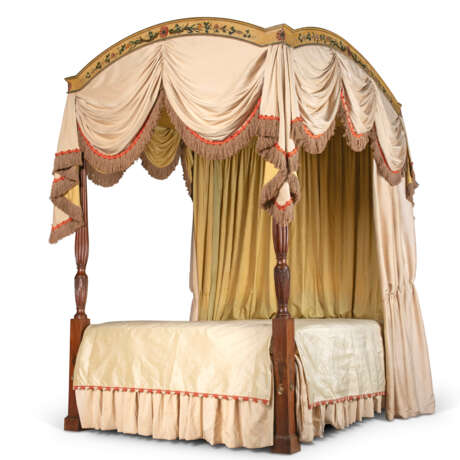 A GEORGE III MAHOGANY AND PAINTED FOUR-POSTER BED - фото 4