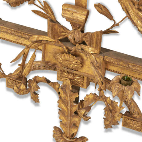 A GEORGE III GILTWOOD TWO-BRANCH WALL-LIGHT - Foto 4