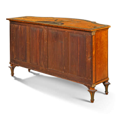 A GEORGE III POLYCHROME-PAINTED, PARCEL-GILT SATINWOOD, KINGWOOD AND TULIPWOOD-CROSSBANDED COMMODE - photo 6