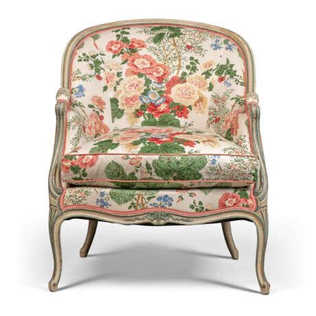 A LOUIS XV BLUE AND CREAM PAINTED BERGERE - photo 1