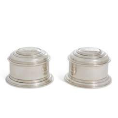 A PAIR OF QUEEN ANNE SILVER TOILET BOXES
