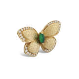 VAN CLEEF & ARPELS CHALCEDONY AND DIAMOND BUTTERFLY BROOCH - photo 2