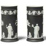 A PAIR OF WEDGWOOD BLACK JASPERWARE SPILL-VASES AND TWO PAIRS OF PARIS PORCELAIN SPILL-VASES - photo 3