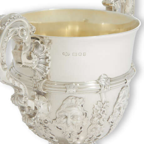 A GEORGE V SILVER CUP AND COVER - Foto 2
