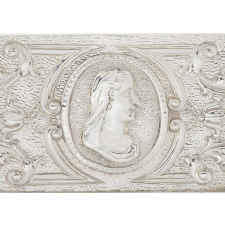 A PAIR OF GEORGE II SILVER TOILET BOXES - фото 5