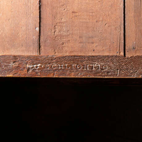 A LOUIS XVI ORMOLU-MOUNTED TULIPWOOD, AMARANTH AND MARQUETRY TABLE A ECRIRE - фото 2