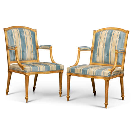 A PAIR OF GEORGE III GILTWOOD ARMCHAIRS - photo 4