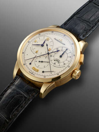 JAEGER-LECOULTRE, LIMITED EDITION YELLOW GOLD DUOMETRE A CHRONOGRAPHE, REF. Q6011420, NB. 156/300 - фото 2
