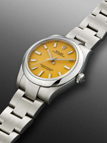 ROLEX, STAINLESS STEEL 'OYSTER PERPETUAL' WITH YELLOW DIAL, REF. 277200 - photo 2