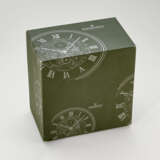 AUDEMARS PIGUET, STAINLESS STEEL AND LEATHER 'ROYAL OAK' DESK CLOCK - фото 4