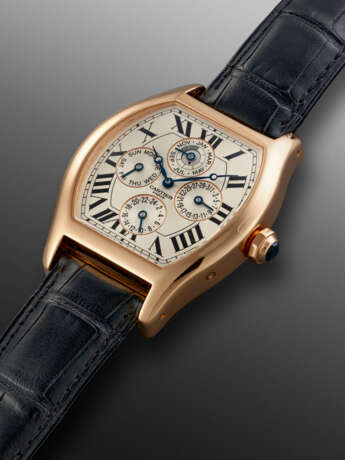 CARTIER, PINK GOLD PERPETUAL CALENDAR WITH LEAP YEAR INDICATION 'COLLECTION PRIVEE CARTIER PARIS', REF. 62666 - Foto 2